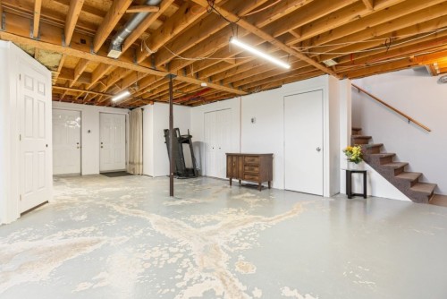 Salle familiale - 1305 Rue De Montbrun, Boucherville, QC - Indoor Photo Showing Basement