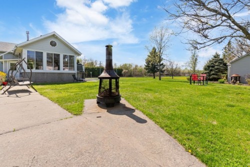 Cour - 1305 Rue De Montbrun, Boucherville, QC - Outdoor