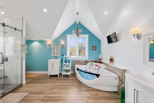 Salle de bains attenante à la CCP - 979 Rue Garand, Saint-Jean-Sur-Richelieu, QC - Indoor Photo Showing Bathroom