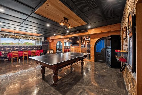 Salle familiale - 979 Rue Garand, Saint-Jean-Sur-Richelieu, QC - Indoor