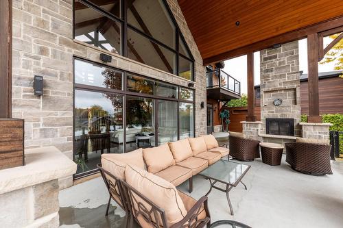 Terrasse - 979 Rue Garand, Saint-Jean-Sur-Richelieu, QC -  With Fireplace With Exterior