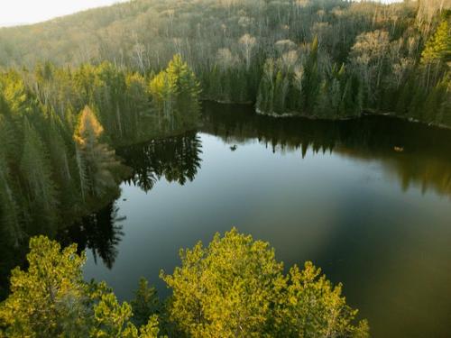 Accès au plan d'eau - 3E Avenue St-Vincent, Sainte-Béatrix, QC 