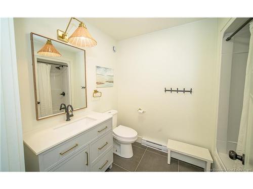 23 Snowshoe St, Lower Kingsclear, NB 