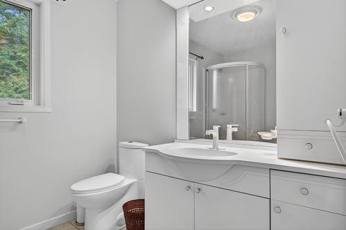 Salle de bains attenante à la CCP - 296 Ch. Bréard, Mont-Tremblant, QC - Indoor Photo Showing Bathroom