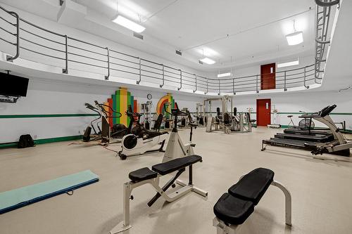 Exercise room - 615-3577 Av. Atwater, Montréal (Ville-Marie), QC - Indoor Photo Showing Gym Room