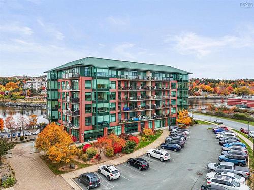 409 220 Waterfront Drive, Bedford, NS 
