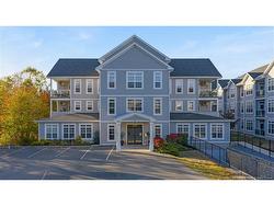 102-52 Hampton RD  Rothesay, NB E2E 0V5