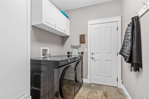 423 Craig St, Parksville, BC 