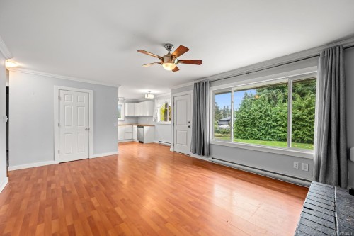 65 Taylor Way, Campbell River, BC - Indoor Photo Showing Other Room