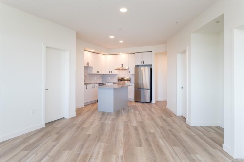 214-2390 City Gate Blvd, Langford, BC - Indoor Photo Showing Kitchen