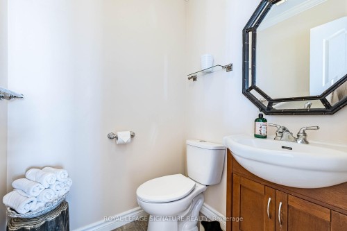 5571 Spangler Drive, Mississauga, ON - Indoor Photo Showing Bathroom