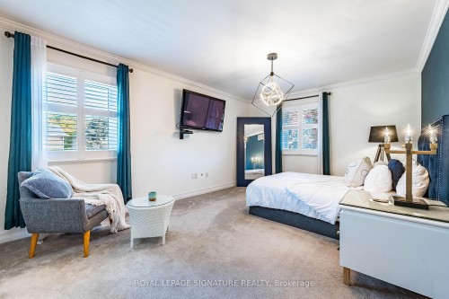 5571 Spangler Drive, Mississauga, ON - Indoor Photo Showing Bedroom