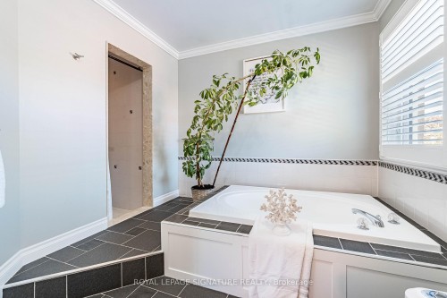 5571 Spangler Drive, Mississauga, ON - Indoor