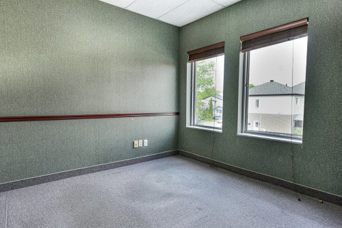 Office - 1746 Ch. De Chambly, Longueuil (Le Vieux-Longueuil), QC - Indoor Photo Showing Other Room