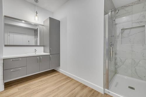 Salle de bains - 4-41 Rue Bellevue, Saint-Anselme, QC - Indoor Photo Showing Bathroom