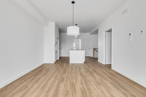 Salle à manger - 3-41 Rue Bellevue, Saint-Anselme, QC - Indoor Photo Showing Kitchen