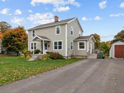 32 Stratford Road  Stratford, PE C1B 1T5