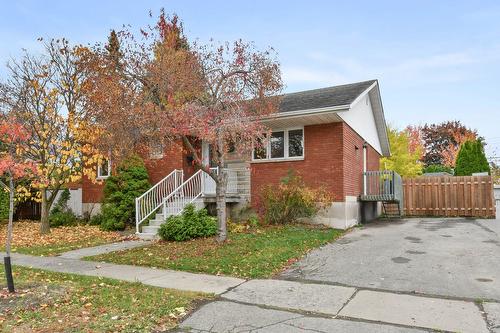 504 Rue de Fontainebleau S.  Longueuil (Le Vieux-Longueuil), QC J4L 2X8