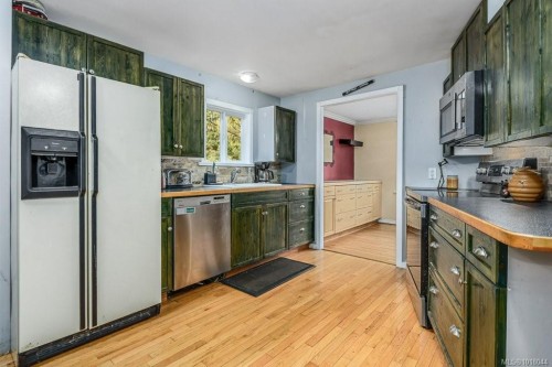 61-3216 Back Rd, Comox, BC 