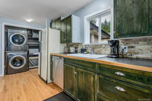 61-3216 Back Rd, Comox, BC 