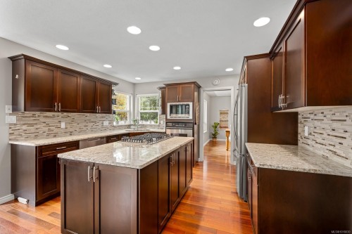 804 Highridge Crt, Comox, BC 