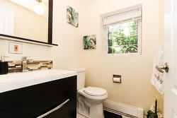 Powder room - 
