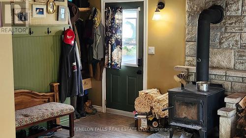 117 Echo Bay Road, Kawartha Lakes (Bobcaygeon), ON - Indoor Photo Showing Other Room