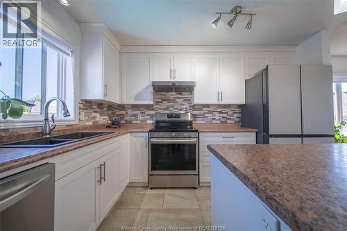 1168 Ivanhill Avenue, Windsor, ON - Indoor Photo Showing Kitchen With Double Sink