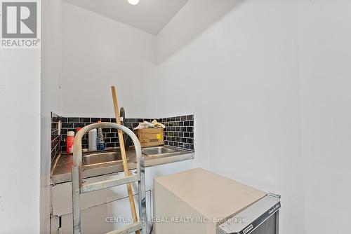 1664 Queen Street W, Toronto, ON 