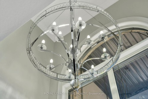 7 Bernini Court, Hamilton, ON -  Photo Showing Other Room