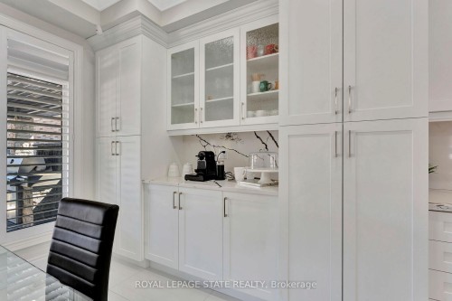 7 Bernini Court, Hamilton, ON - Indoor Photo Showing Other Room