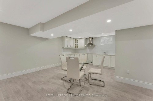 7 Bernini Court, Hamilton, ON - Indoor