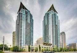 1104-1 Elm Drive W Mississauga, ON L5B 4M1