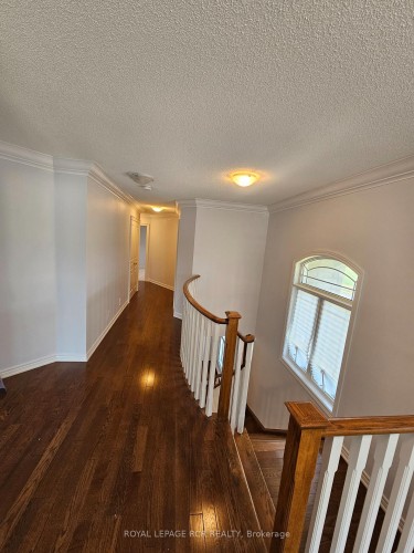 40 Thatcher Crescent, East Gwillimbury, ON - Indoor Photo Showing Other Room