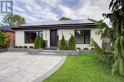 LOWER UNIT - 95 SOUTH BEND ROAD E  Hamilton, ON L9A 2B3