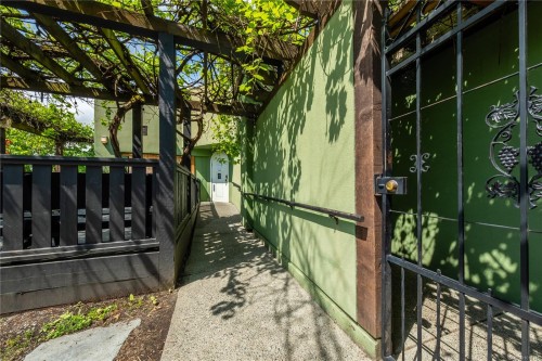 77 & 85 Skinner St, Nanaimo, BC 