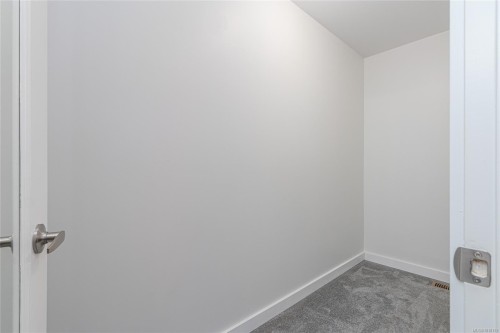 621 Wallace Pl, Ladysmith, BC 