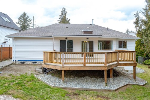 621 Wallace Pl, Ladysmith, BC 