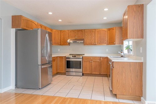 621 Wallace Pl, Ladysmith, BC 