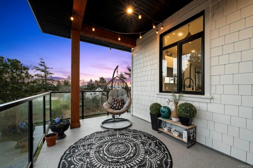 650 Lazo Rd, Comox, BC 