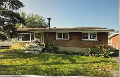 146 2e Avenue  Vaudreuil-Dorion, QC J7V 2X9