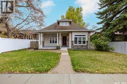 645 Hochelaga STREET W  Moose Jaw, SK S6H 2H3