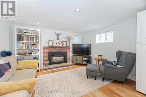 175 Connaught Crescent, Caledon, ON - Indoor Photo Showing Living Room With Fireplace