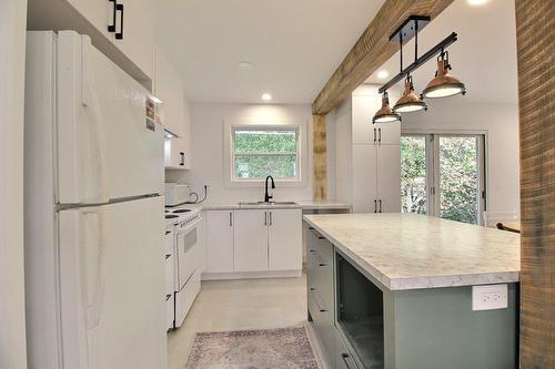 Kitchen - 106 Ch. Southière, Magog, QC - Indoor Photo Showing Kitchen