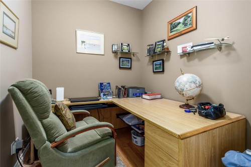 539 Spitfire Dr, Comox, BC 