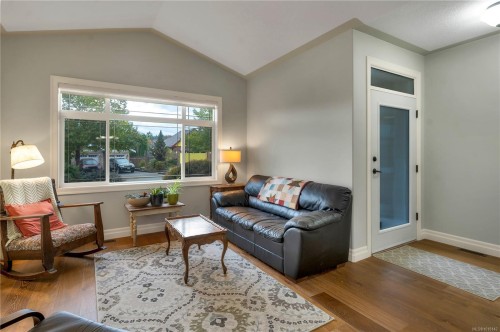 236 Virginia Dr, Campbell River, BC 