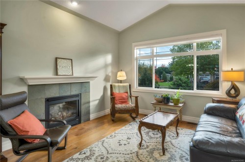 236 Virginia Dr, Campbell River, BC 