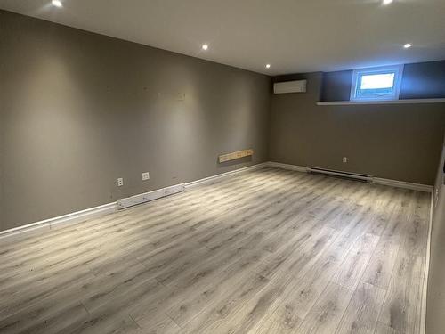 1423 Fall River Road, Fall River, NS 