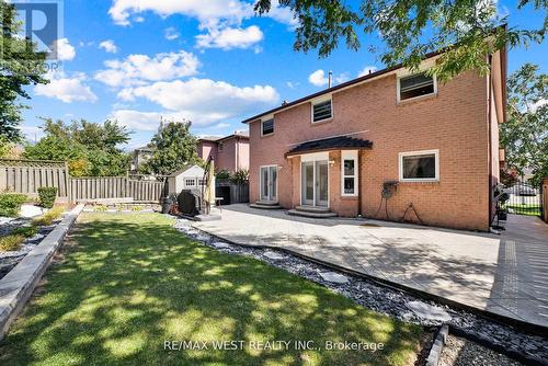 339 Parklane Road, Oakville, ON - Outdoor