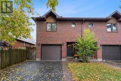 2684 VIOLET STREET  Ottawa, ON K2B 6X2